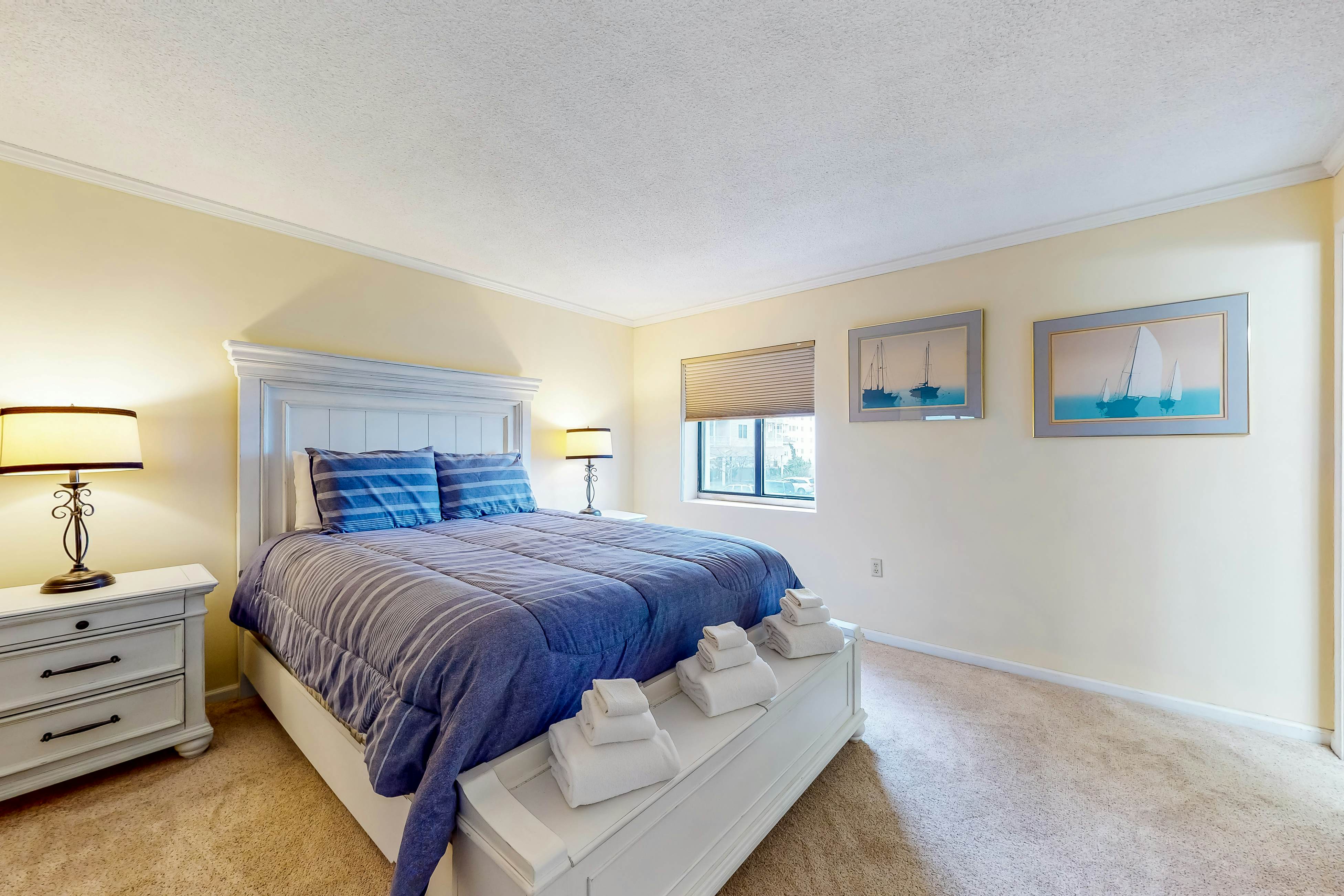 Golden Surf 101 2 BD Ocean City, MD Vacation Rental Vacasa